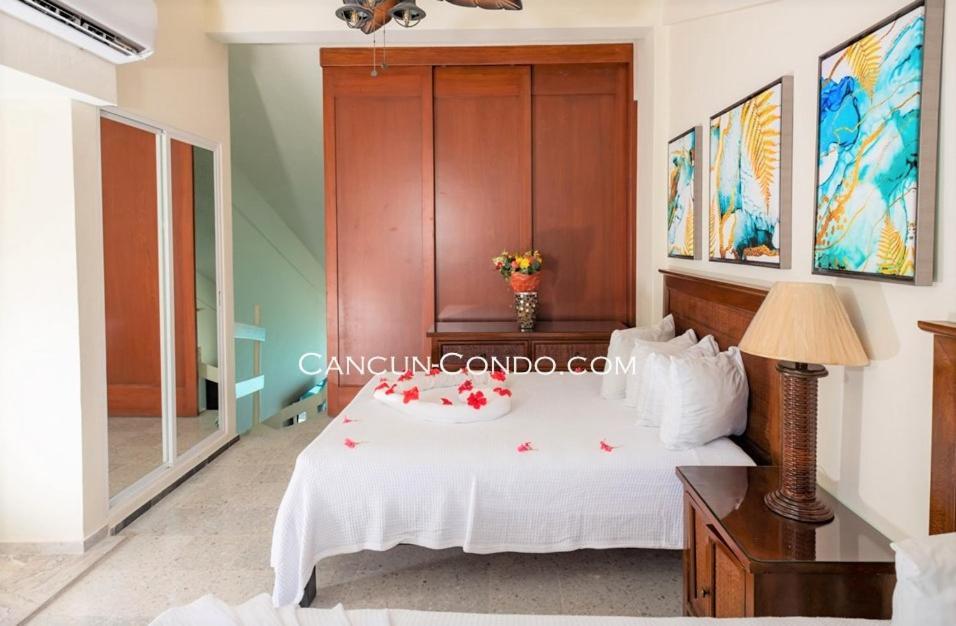 2 Story Oceanfront Penthouses On Cancun Beach! Kültér fotó