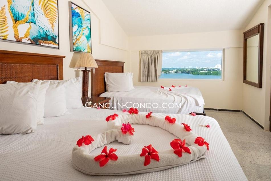 2 Story Oceanfront Penthouses On Cancun Beach! Kültér fotó