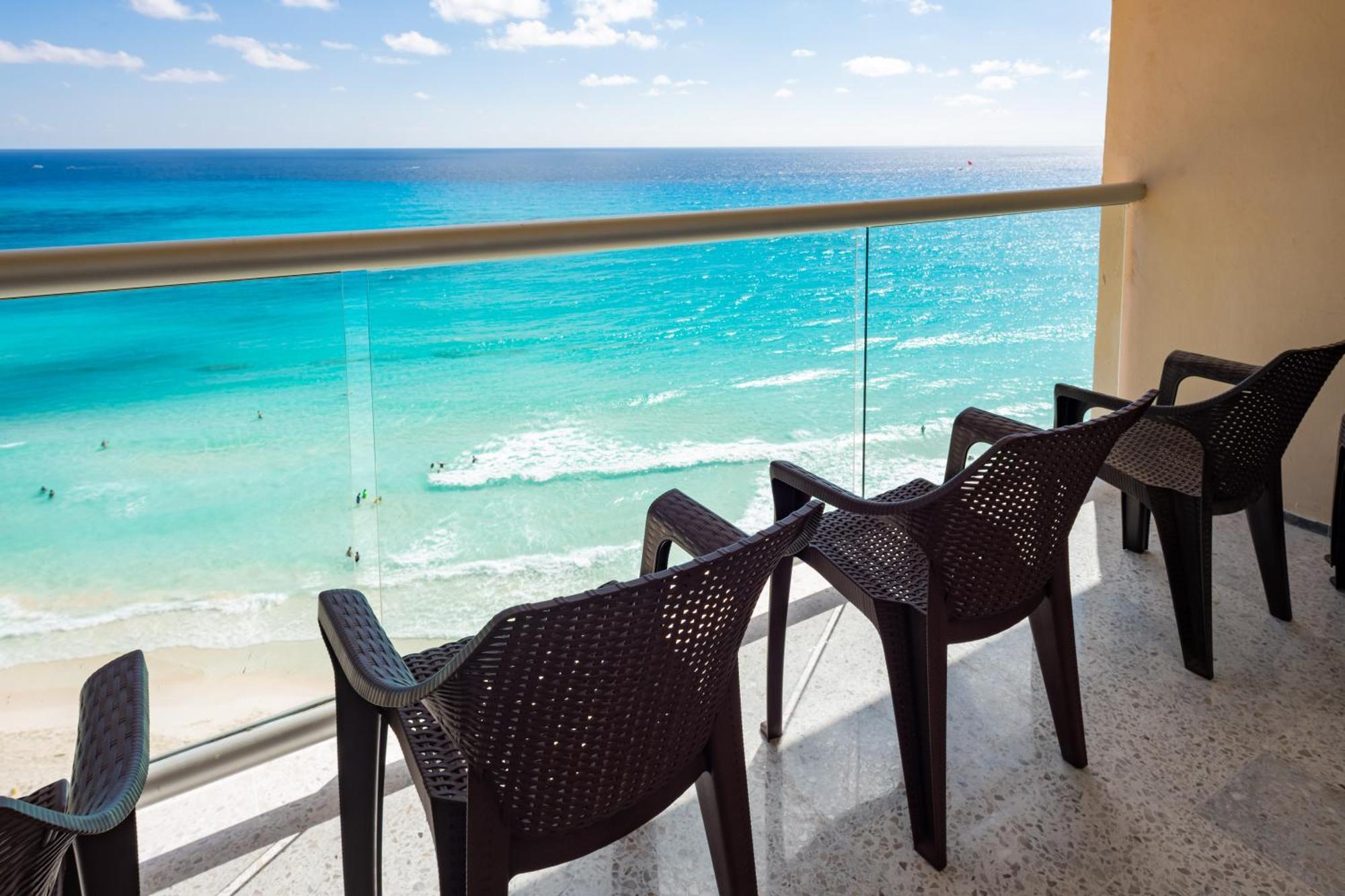 2 Story Oceanfront Penthouses On Cancun Beach! Kültér fotó