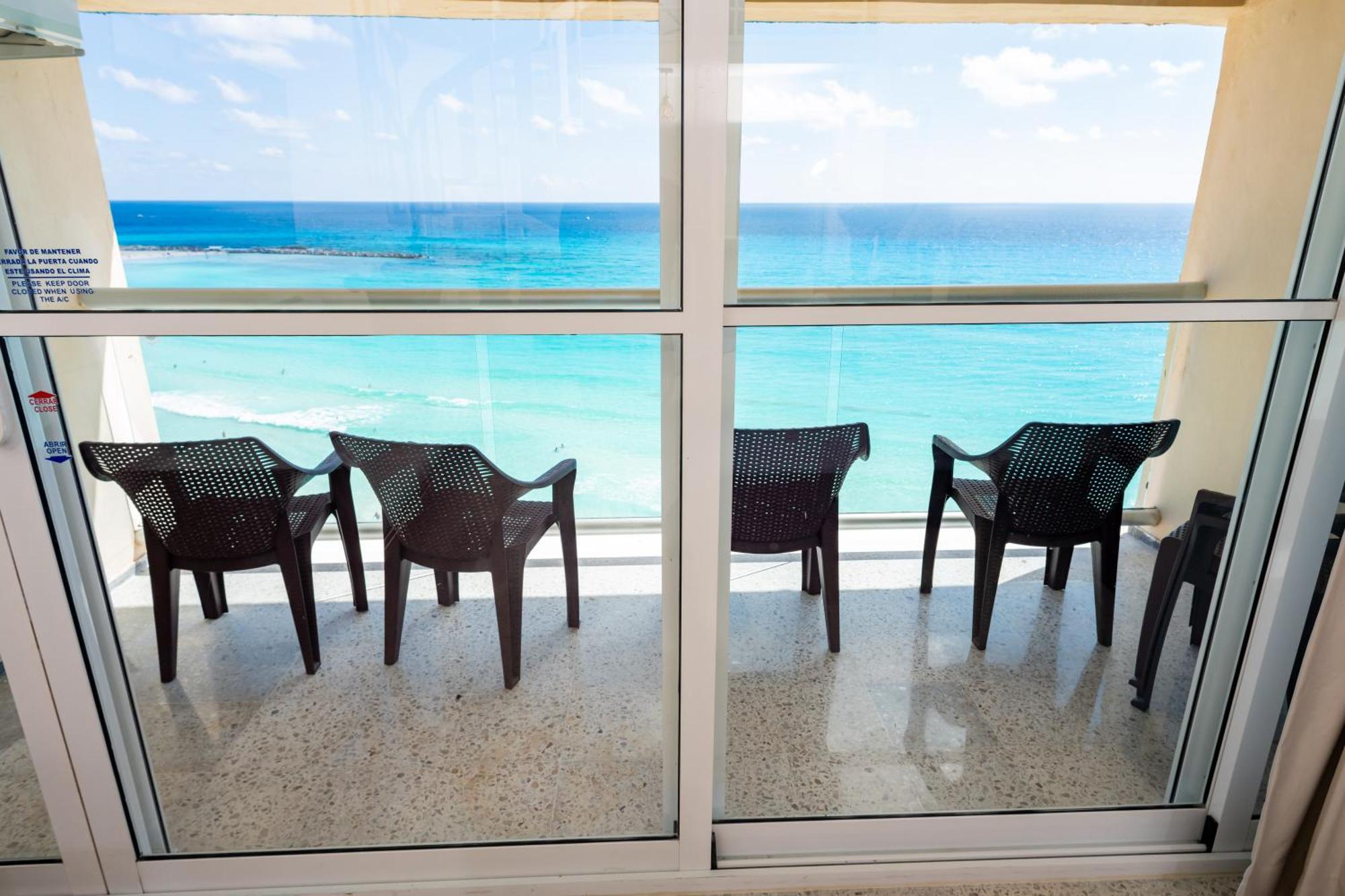 2 Story Oceanfront Penthouses On Cancun Beach! Kültér fotó