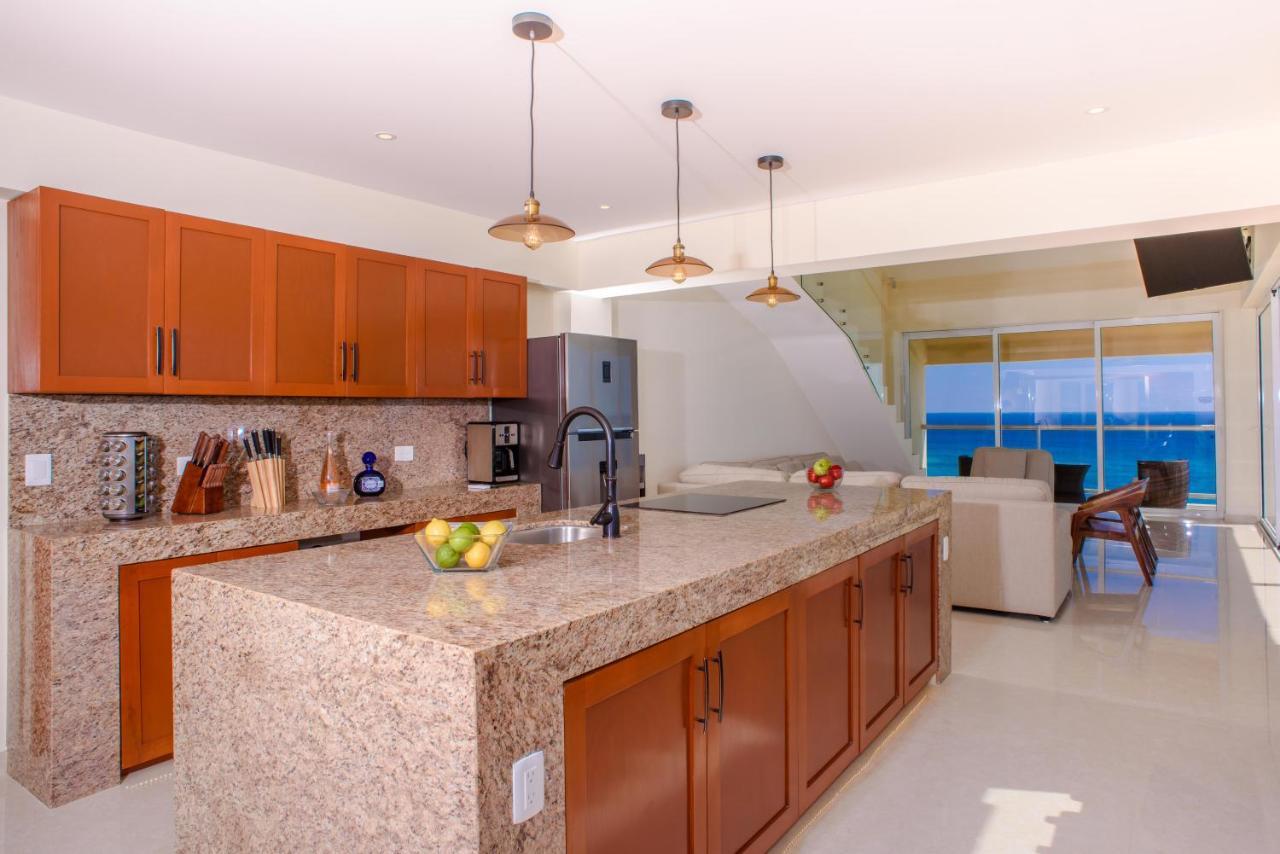 2 Story Oceanfront Penthouses On Cancun Beach! Kültér fotó