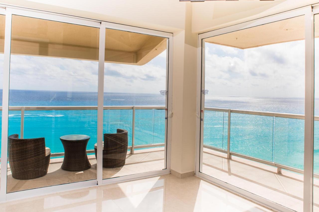 2 Story Oceanfront Penthouses On Cancun Beach! Kültér fotó