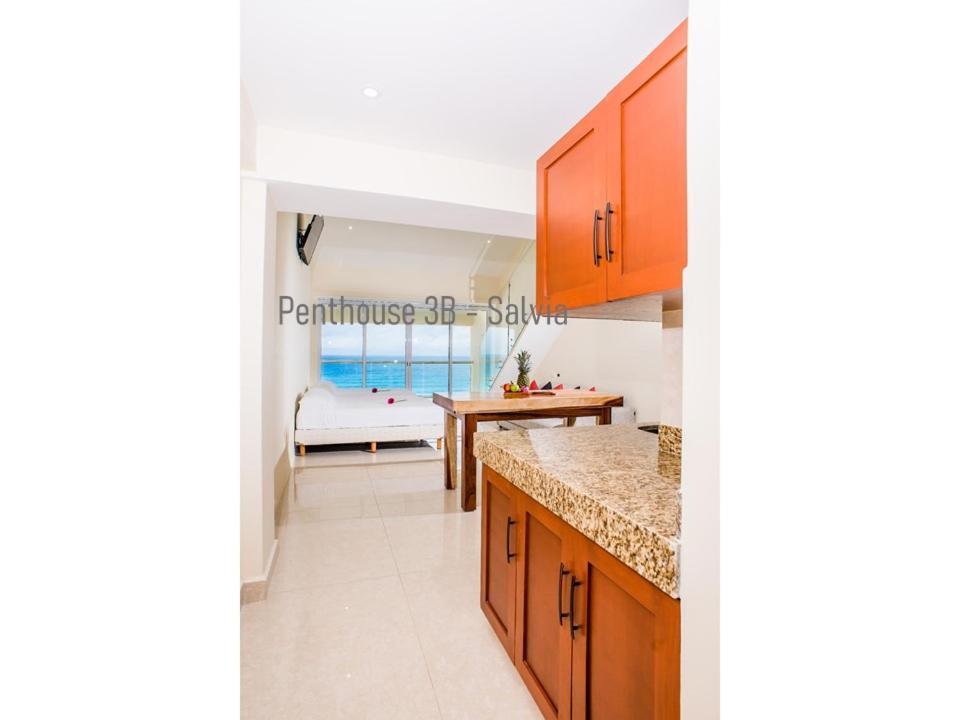 2 Story Oceanfront Penthouses On Cancun Beach! Kültér fotó